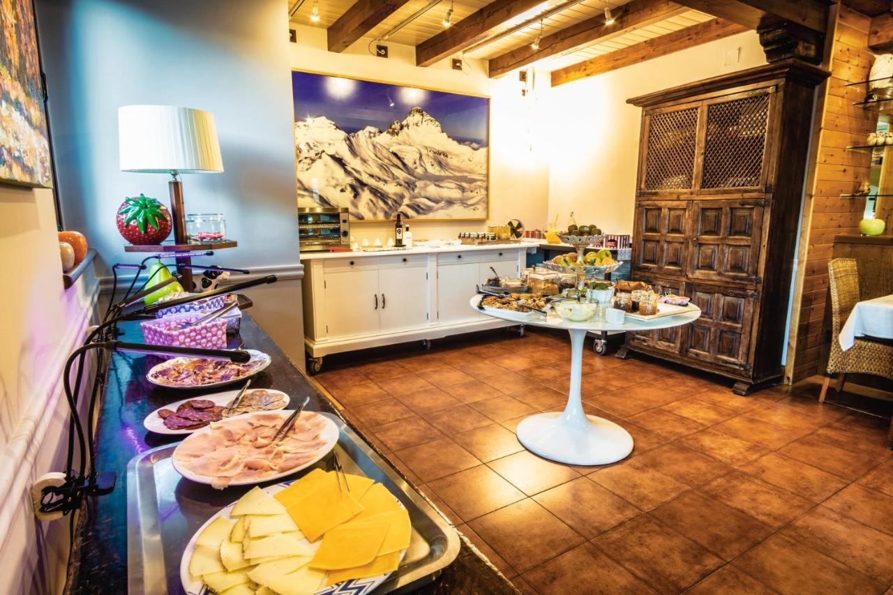 Mauberme Mountain Boutique Hotel Salardú Buitenkant foto