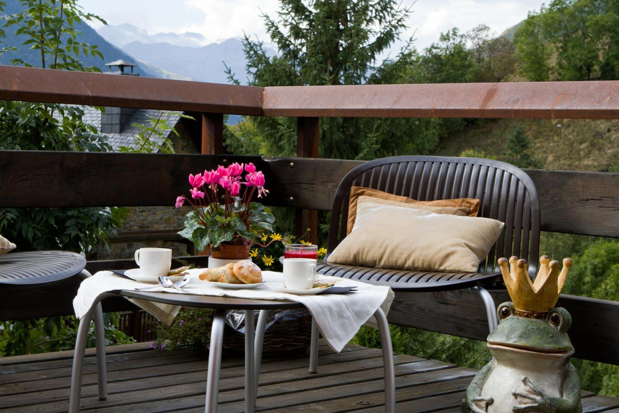 Mauberme Mountain Boutique Hotel Salardú Buitenkant foto